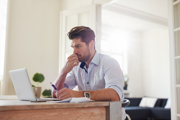 Possibilidades de trabalho remoto: vantagens, desvantagens e dicas. Você sabia que o home office é apenas uma das modalidades?