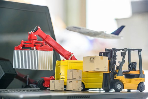 Transporte de carga em contêiners para o supply chain