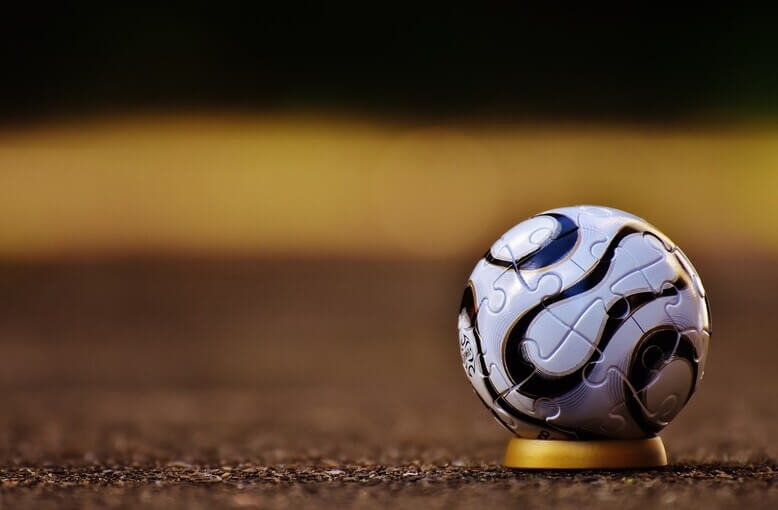 Foto de uma das bolas da copa do mundo feminina