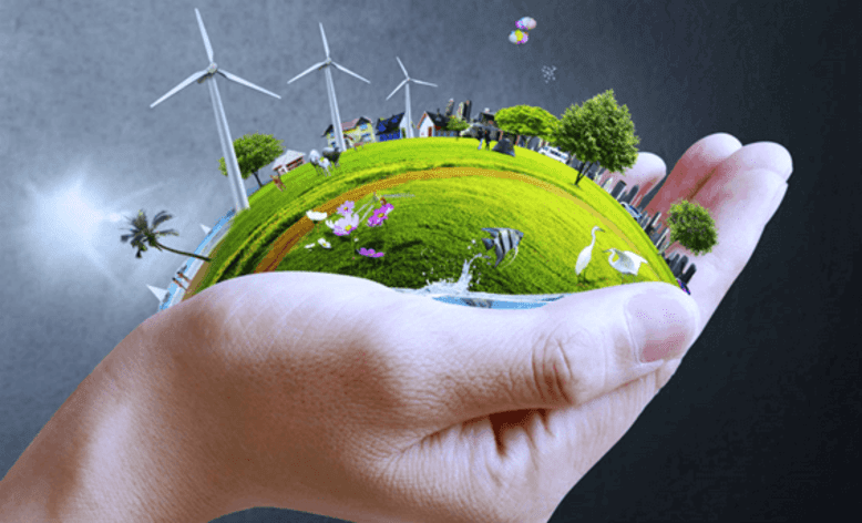 Uma mão segura um planeta verde adornado com aerogeradores e árvores, enfatizando a harmonia entre energia renovável e a natureza, promovendo a sustentabilidade.