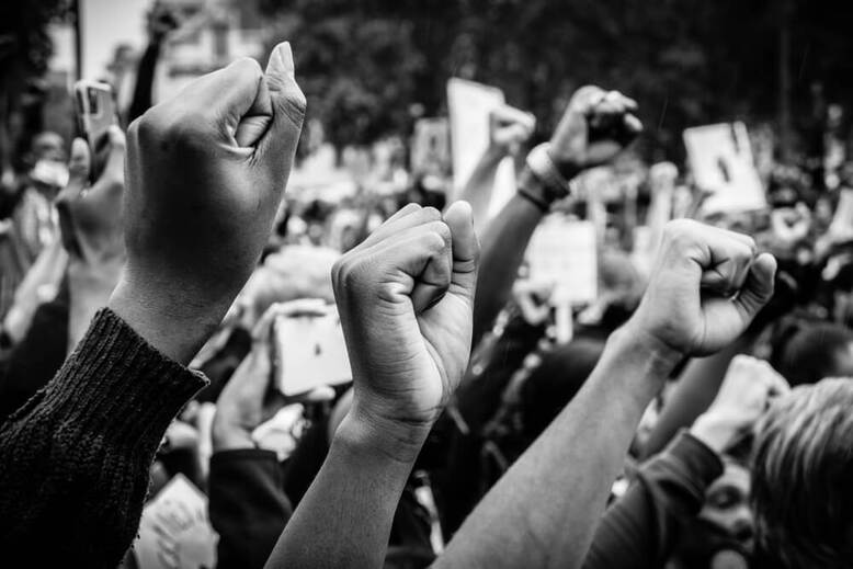 Da Revolução à atualidade: o que significa a liberdade de expressão?
